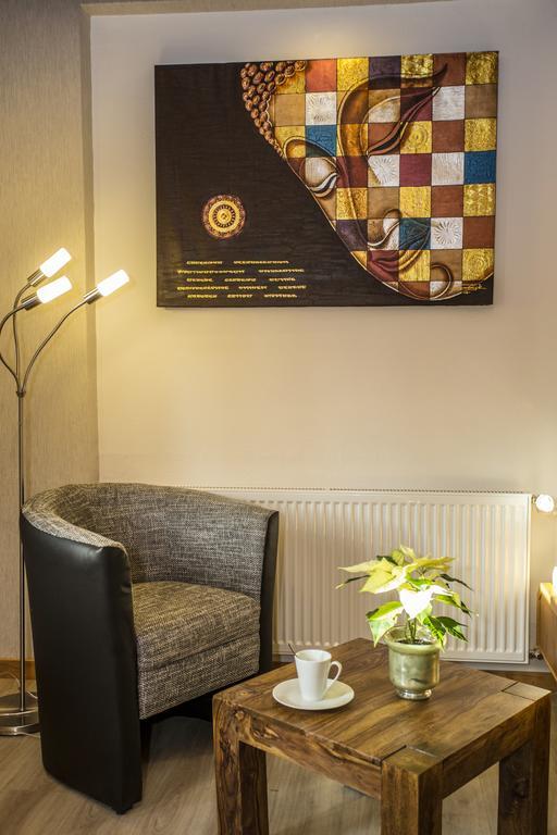 Apartamento Boardinghouse Remchingen Baan Arun Exterior foto