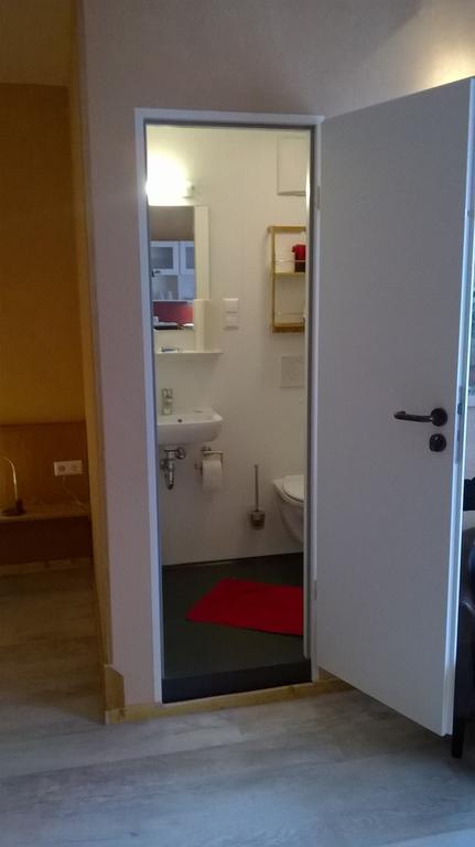 Apartamento Boardinghouse Remchingen Baan Arun Exterior foto